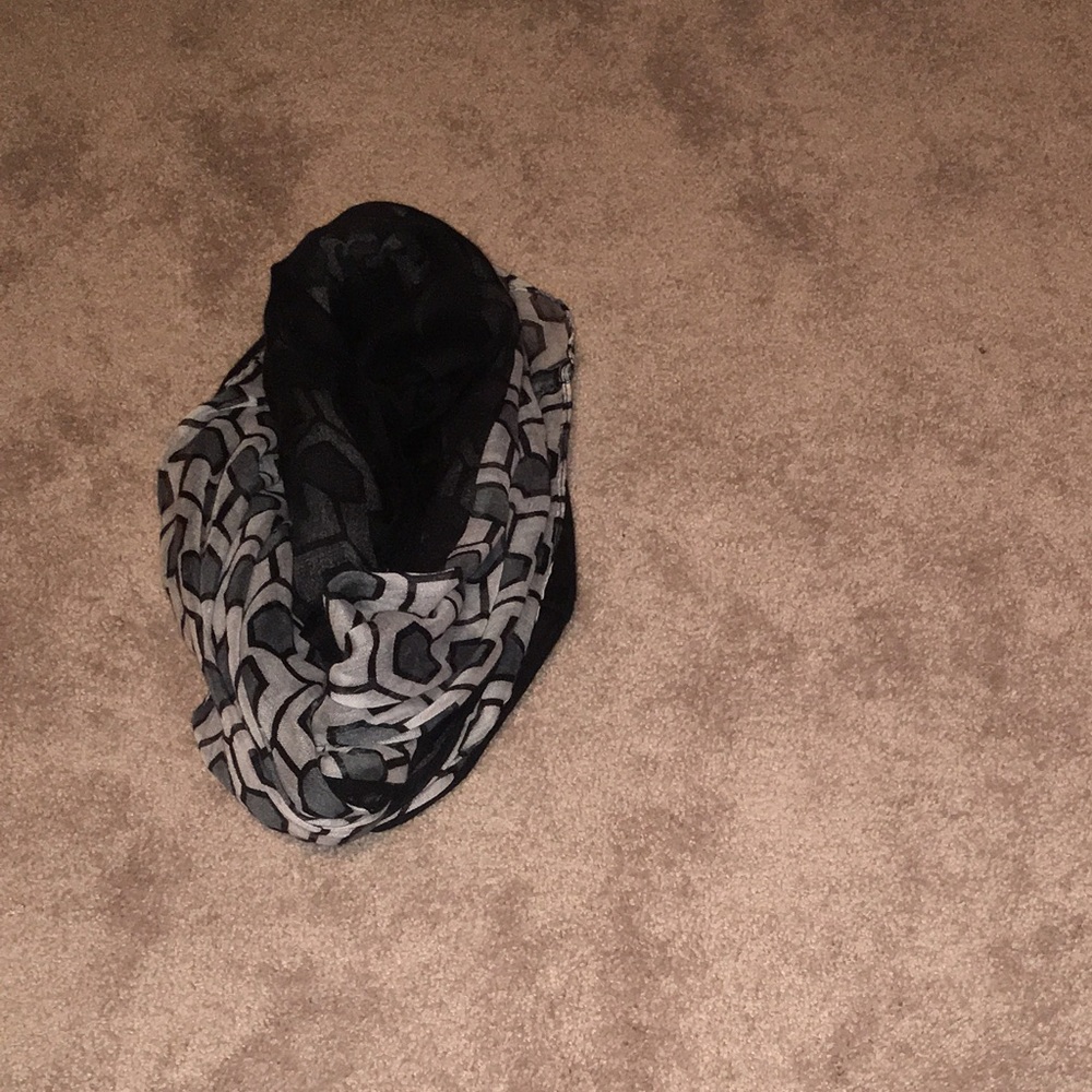 Two infinity scarves and three wrap scarves